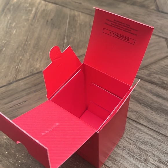 Valentino Voce Viva perfume box only - Picture 5 of 5